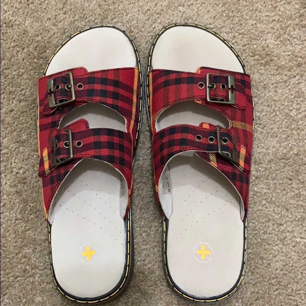 BRAND NEW IN BOX Dr. Martens shoes